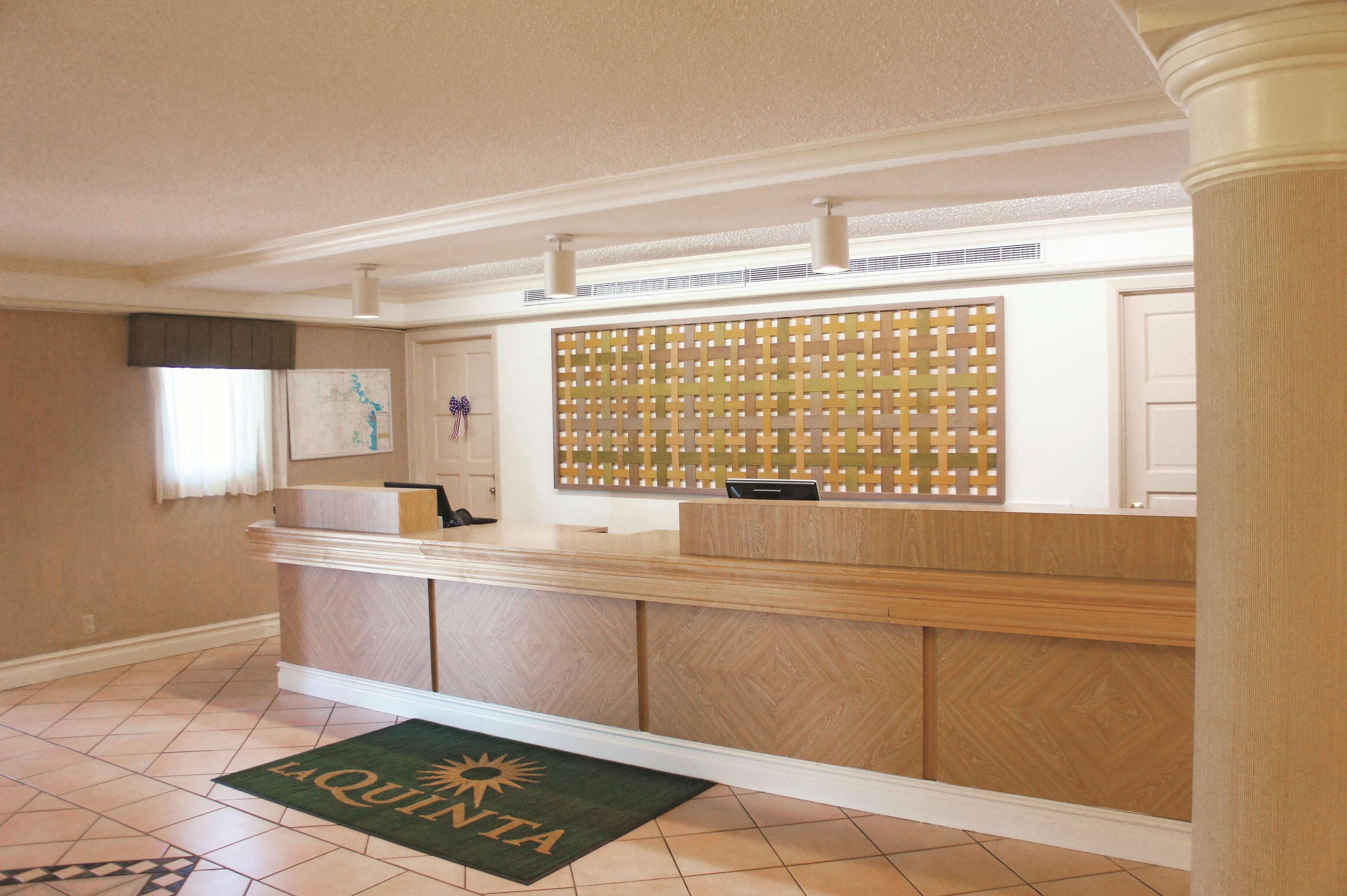 Baymont By Wyndham Houston La Porte Buitenkant foto